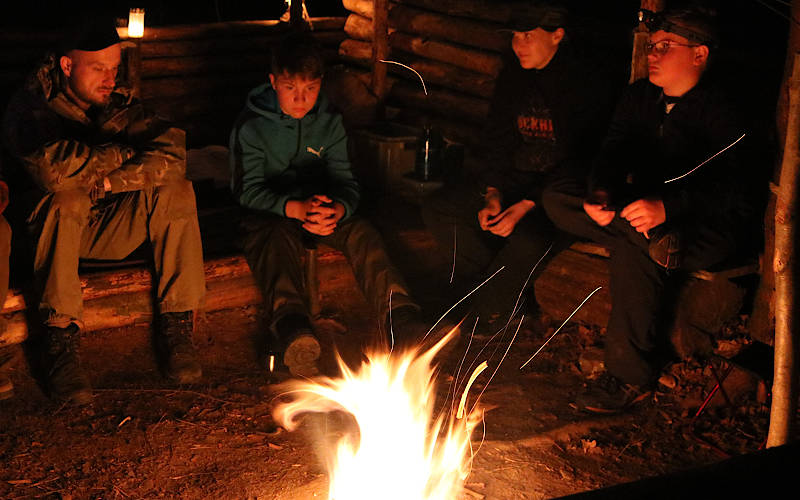 Bushcraft Wesertal - 2019-10 Kurs 2x2